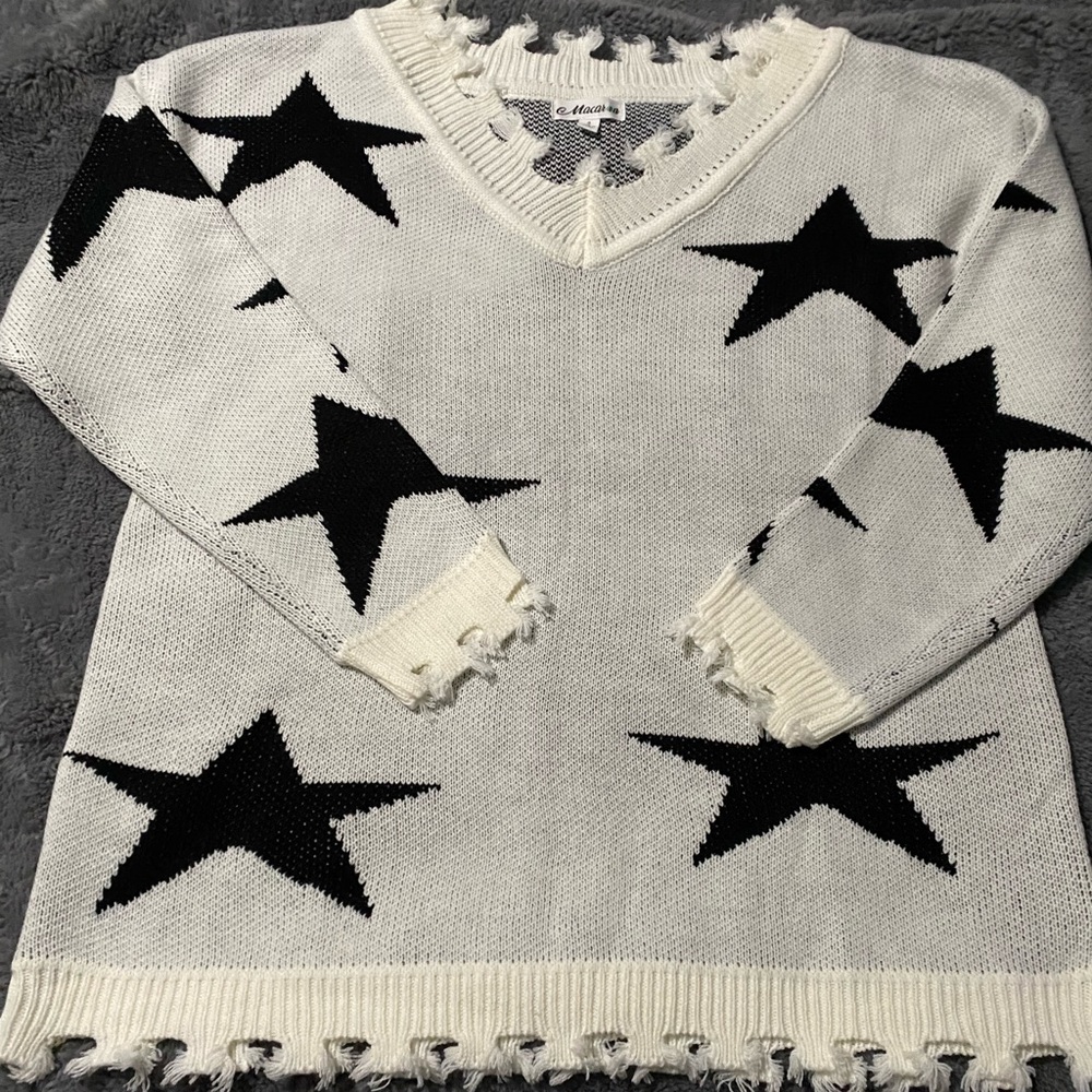 White with Black Stars Oversized Sweater, NWOT